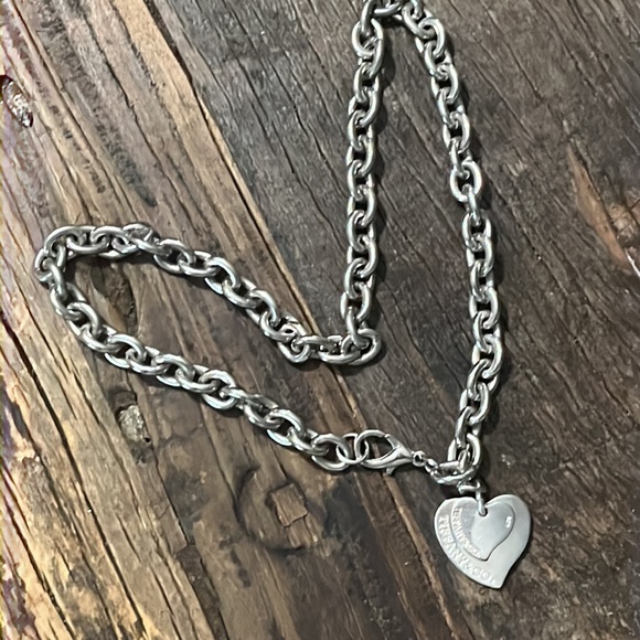 Tiffany Vintage Double Heart Charm on Sterling chain - Picture 2 of 4